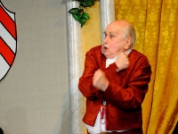 Do divadeln&iacute;ho nebe ode&scaron;el Karel Fenik